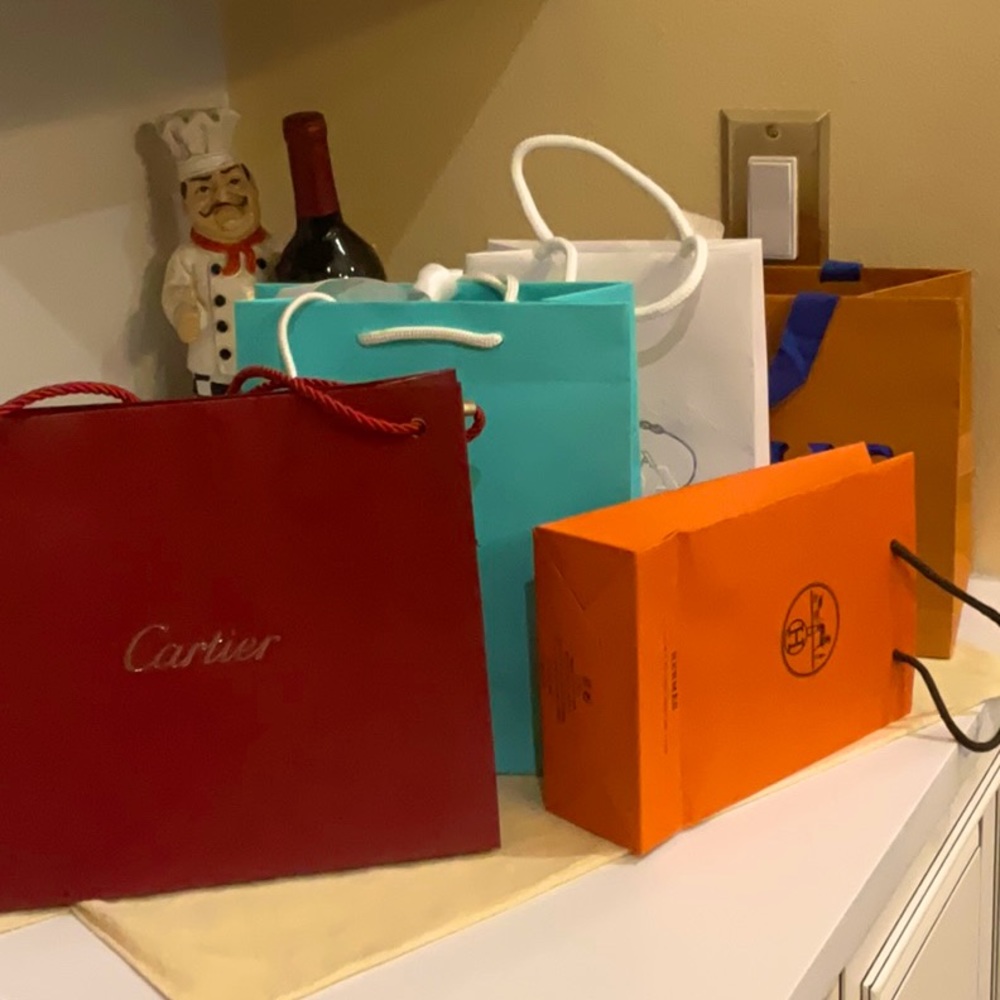 💯 Authentic paper bags